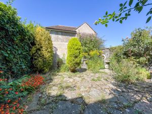 Photo 8- click for photo gallery